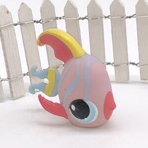 Littlest Pet Shop LPS Puffer Fish #519 Tear Drop Eye